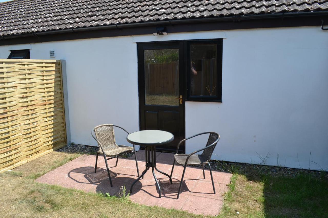 Number 4 - Lytton Tree Lodge, Reydon, Southwold エクステリア 写真